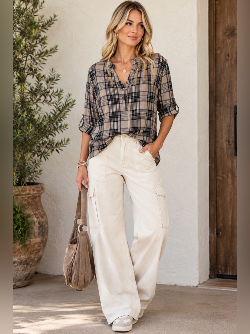 Dear Scarlett Plaid Tartan Cream Lizzy V-Neck 3/4 Sleeve Top Blouse Sz M New
